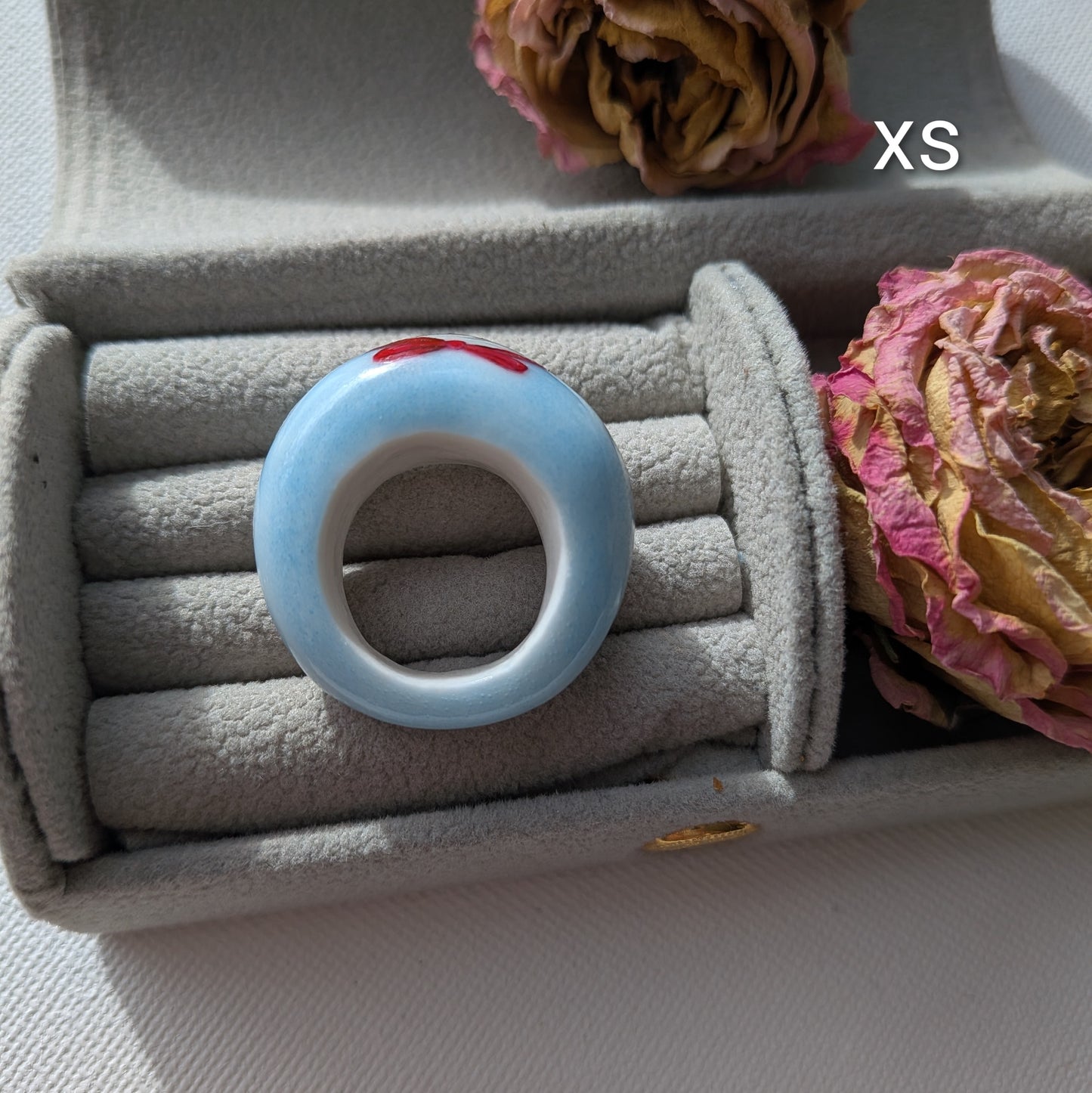 Lover's Eye - Bleu glacier et rouge cerise