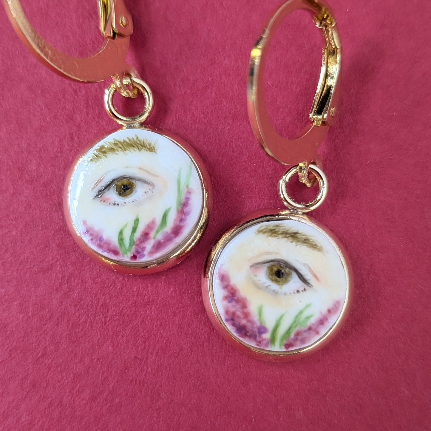 Lover’s eye dans les glycines