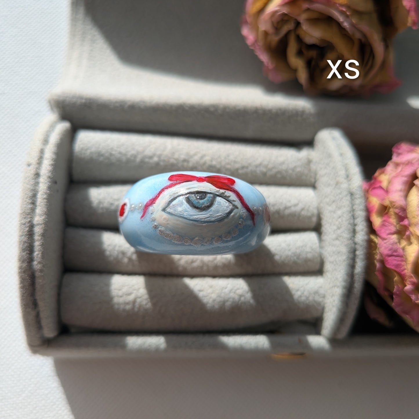 Lover's Eye - Bleu glacier et rouge cerise